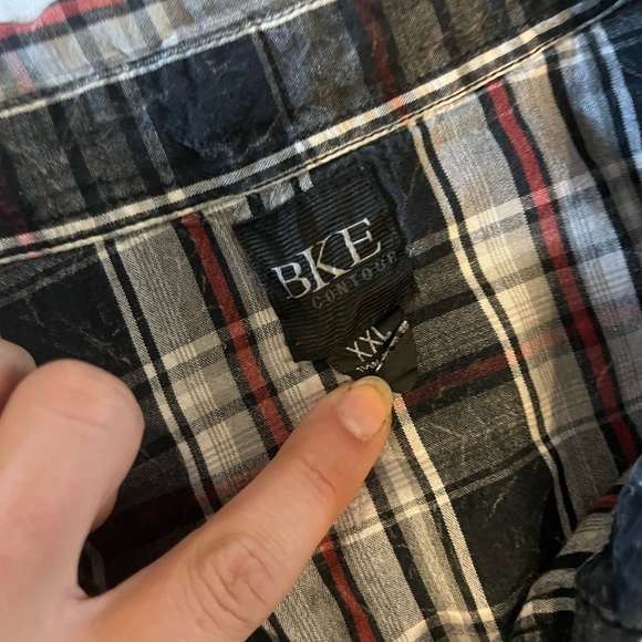 BKE Contour Distressed Black & Red Plaid Long Sleeve Pearl Snap Button Down - Picture 2 of 3